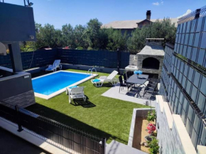 Apartman M&S s bazenom